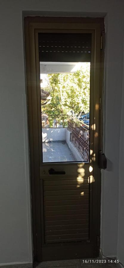 Royal Hostel Tirana Eksteriør billede