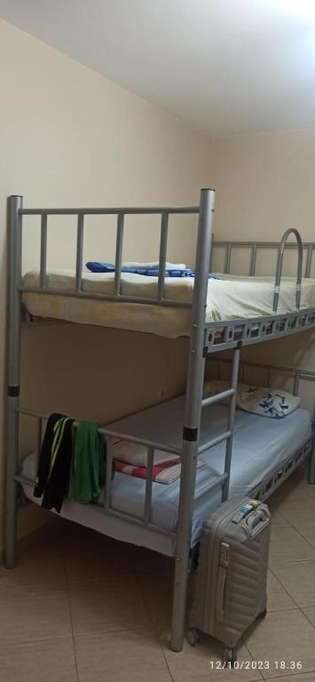 Royal Hostel Tirana Eksteriør billede